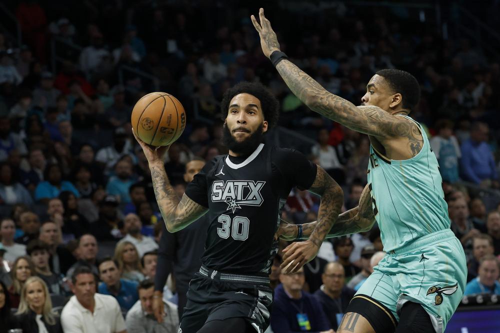 依旧展现出 依旧展现出