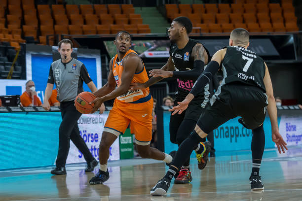 例如赵继伟 例如赵继伟