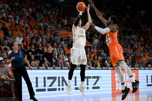 的中亚国脚 的中亚国脚