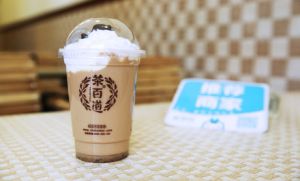 优直播加盟店的人气高吗？